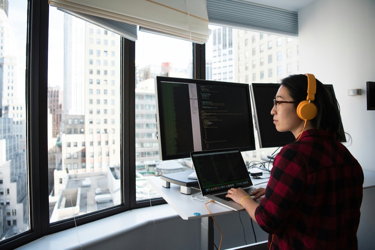 Bending Spoons, scholarships for women in tech